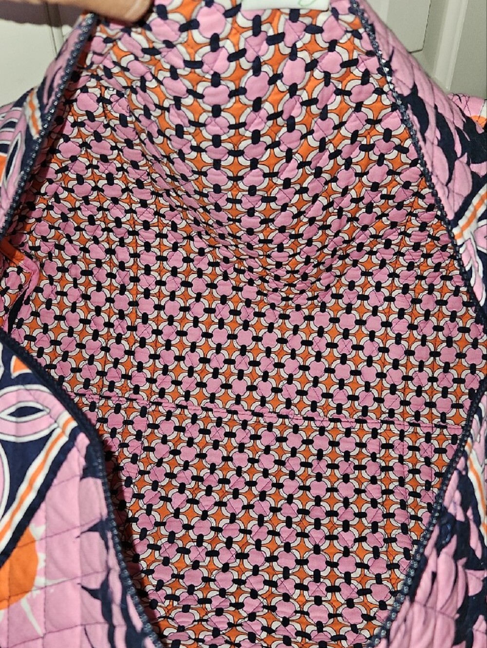 Vera Bradley EUC Quilted Floral Duffel in Pink & Blue - Picture 7 of 8